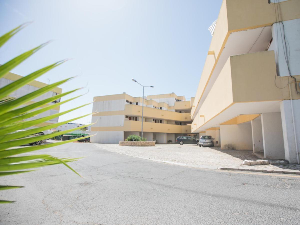 Apartamento Oura By Sweet Spot For Us Property Management Albufeira Exterior photo